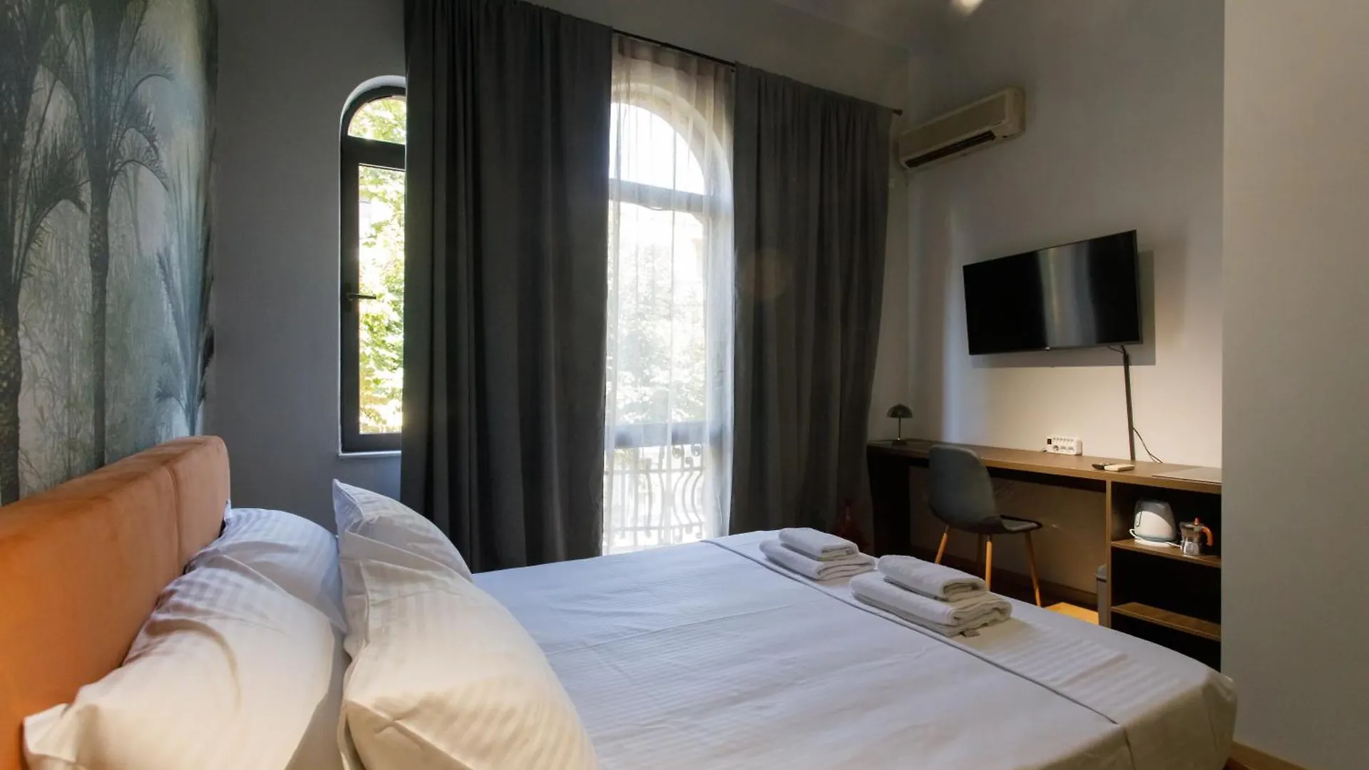 アパート Studio31Apartments Tirana City Center